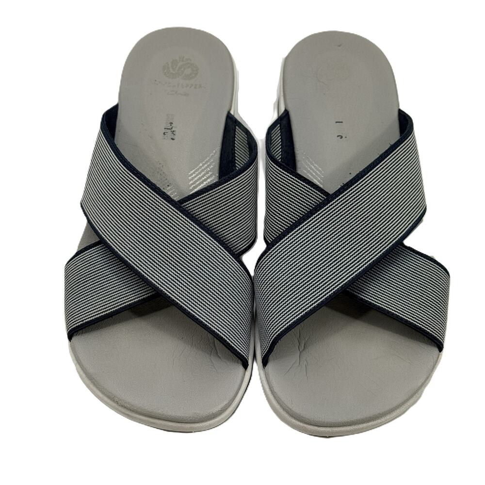 Clarks Women's 8M Gray White & Blue Cloud Steppers Sandals